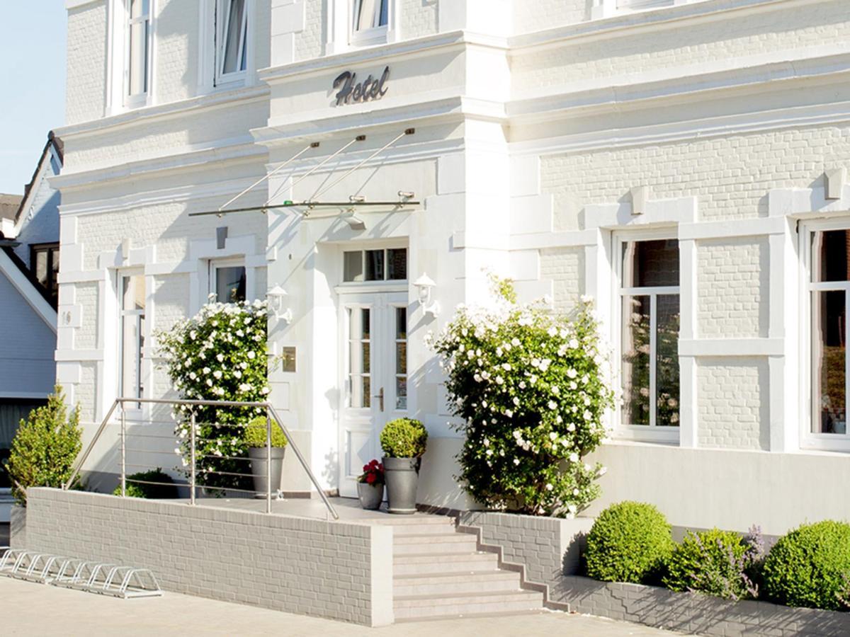 Hotel Kleiner Yachthafen Brunsbuttel Exterior foto